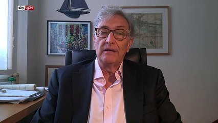 Rasi: "Variante inglese veloce ma vaccini la contrastano"