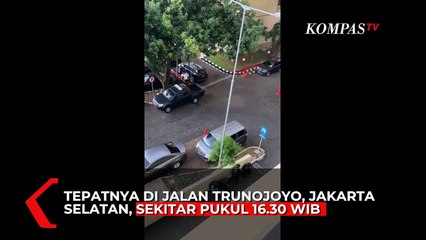 BREAKING NEWS - Dor! Terduga Teroris Ditembak Polisi Saat Masuk Mabes Polri