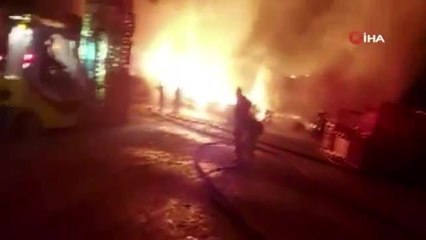 Palet fabrikasında yangın