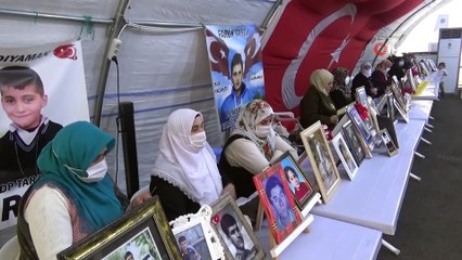 HDP önündeki evlat nöbeti, tüm olumsuzluklara rağmen sürüyor