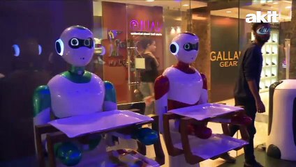 Garson robotlar işbaşı yaptı