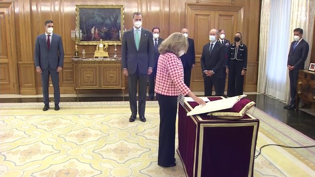 Calviño, Díaz y Belarra prometen su cargo ante el Rey