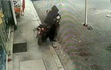 İzmir'i canından bezdiren azılı hırsız tutuklandı.. 200'den fazla suç kaydı var