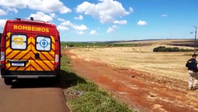 Estudante de Psicologia perde o controle e capota veículo na BR-467, sentido Cascavel