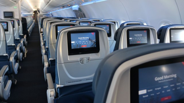 Delta to Stop Blocking Middle Seats Starting May 1
