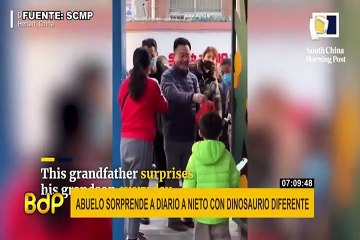 VIRAL: abuelo compra un dinosaurio diferente cada vez que recoge a su nieto en la escuela