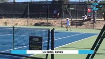 Un niño ambidiestro no necesita jugar al tenis con el revés