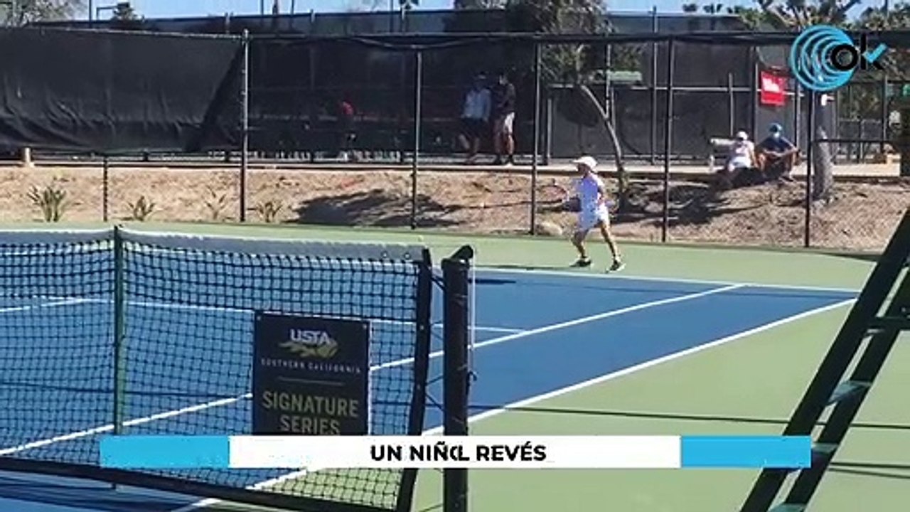 Un niño ambidiestro no necesita jugar al tenis con el revés