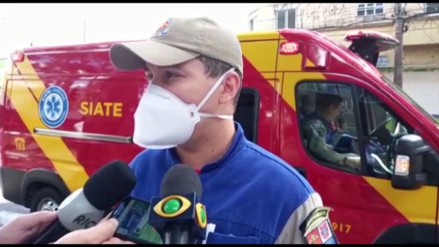 Vídeo: Veículos ficam destruídos em colisão no Bairro Prado Velho, em Curitiba