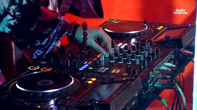 Alexander Alar b2b Korolova - Live @ Radio Intense 8.12.2020 Progressive House & Melodic Techno