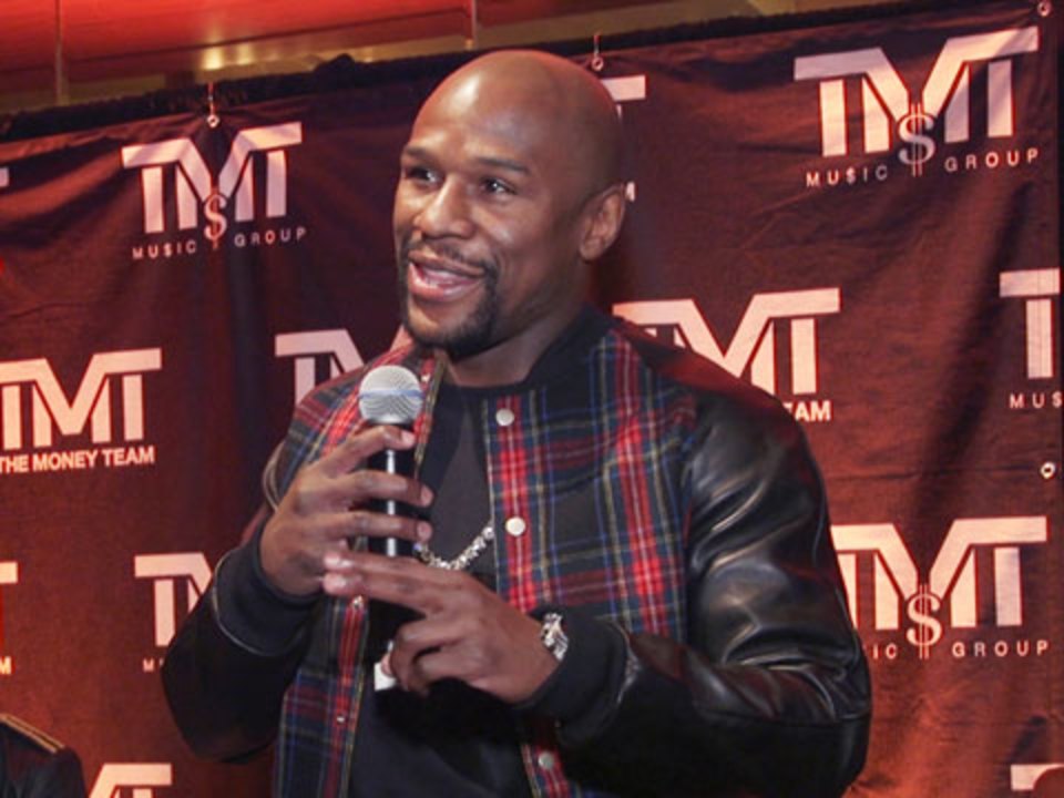 Floyd Mayweather Steps Into the Music Ring