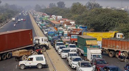 Farmers Protest के चलते बंद हुआ दिल्ली-हरियाण बॉर्डर, घर से निकलने से पहले जरूर पढ़ें खबर