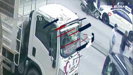 Taksici yol ortasında beysbol sopasıyla saldırdı