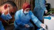 - El Halil’de sağlık ekipleri ev ev dolaşıp yaşlılara aşı yapıyor