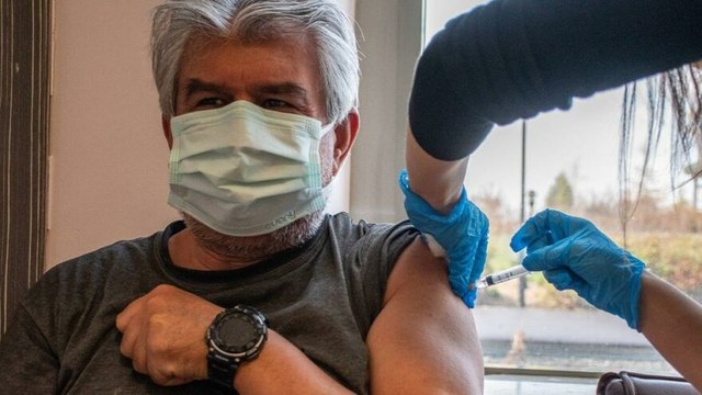 Prof. Dr. Ceyhan’dan, aşıda ‘tek doz’ uyarısı