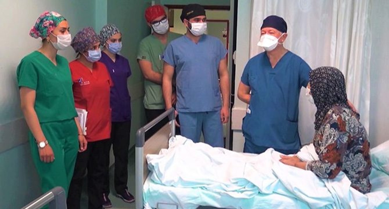 Hamile olduğunu zanneden kadının karnından 8 kiloluk kitle çıktı