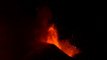Una nueva erupción del Etna (Italia) provoca pequeñas explosiones y ríos de lava