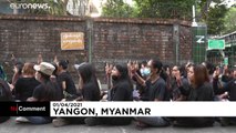Demonstrationen in Myanmar - Blutige Tränen als Protest