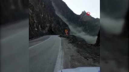 Van-Yüksekova karayolunda ikinci heyelan