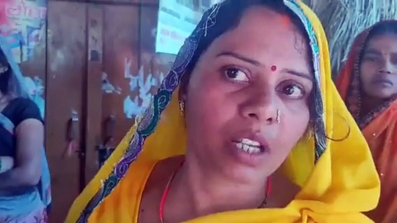 आग का भीषण तांडव लगभग एक दर्जन घर जले