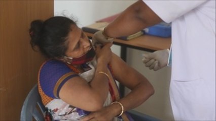 La India comienza la tercera fase de vacunación para los mayores de 45 años