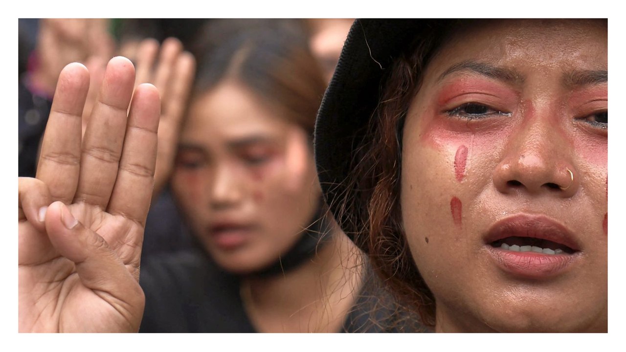 4 Beispiele, wie in Myanmar trotz Todesangst Widerstand gezeigt wird
