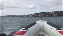 İstanbul Boğazı'nda 90 metrelik kuru yük gemisi makine arızası nedeniyle demirledi (2)