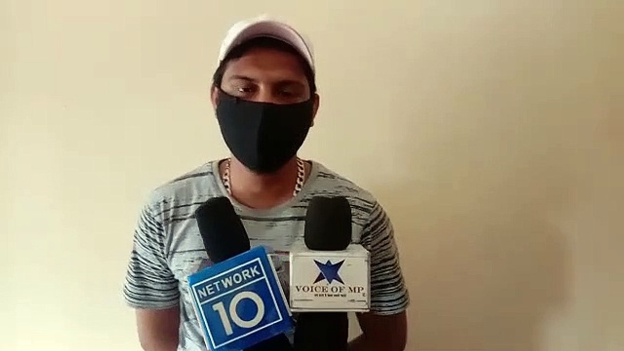 स्कूल द्वारा अभिभावकों पर बनाया जा रहा दबाव