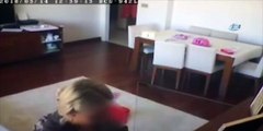 Lüks evleri soyan kadın hırsız kameraya yansıdı