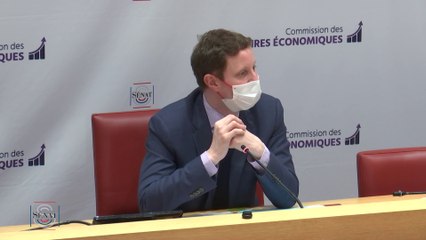 Le vaccin russe « n’est pas autorisable avant la fin du mois de juin », indique Clément Beaune