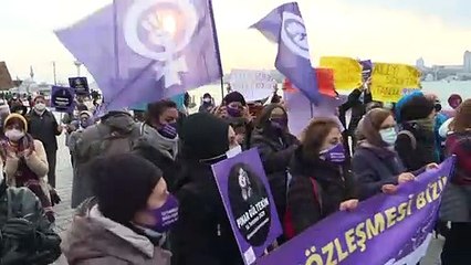 انسحاب تركيا من معاهدة تحمي المرأة يثير انقساما بين الجمعيات النسائية