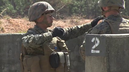 Awesome - Watch US Marines Throw Live Grenades