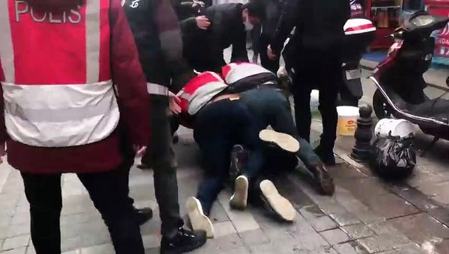 Kadıköy'deki Boğaziçi eylemine polis müdahalesi
