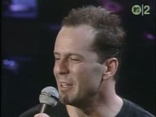 Bruce Willis & The Temptations - Under The Boardwalk