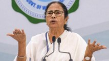Mamata Banerjee alleges EC of giving free hand to BJP