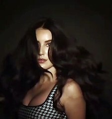 #IsabelleKaif cute sexy moves