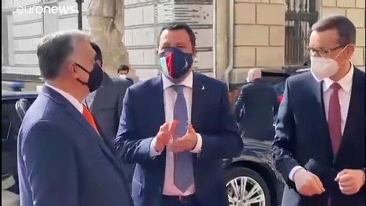 Nem alapít új EP-frakciót a Néppártból távozó Fidesz a lengyel kormánypárttal és a Ligával