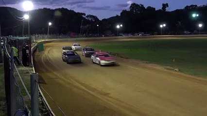 Racecar Kangaroo Hops Down the Track