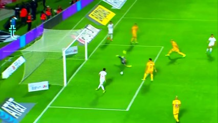 20 Crazy Open Goal Misses l Unbelievable!