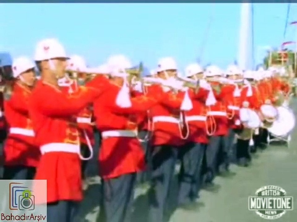 Boğaziçi Köprüsü açılışı görüntüleri 1974 (Renkli) / Opening of the Bosphorus Bridge Istanbul 1974 (Colorized)