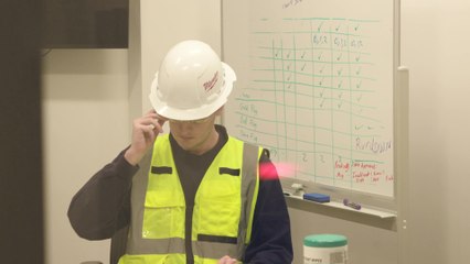 Some Dude Played A Crazy April Fools Prank On His Boss At The Amazon Warehouse