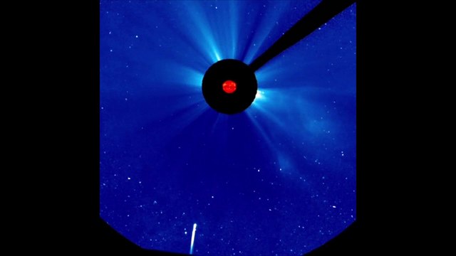 Comet Barely Avoids Hitting the Sun