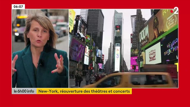 Confinement - Les New-Yorkais retrouvent aujourd'hui le plaisir des spectacles avec la réouverture des théâtres rendue possible par une campagne massive de vaccinations
