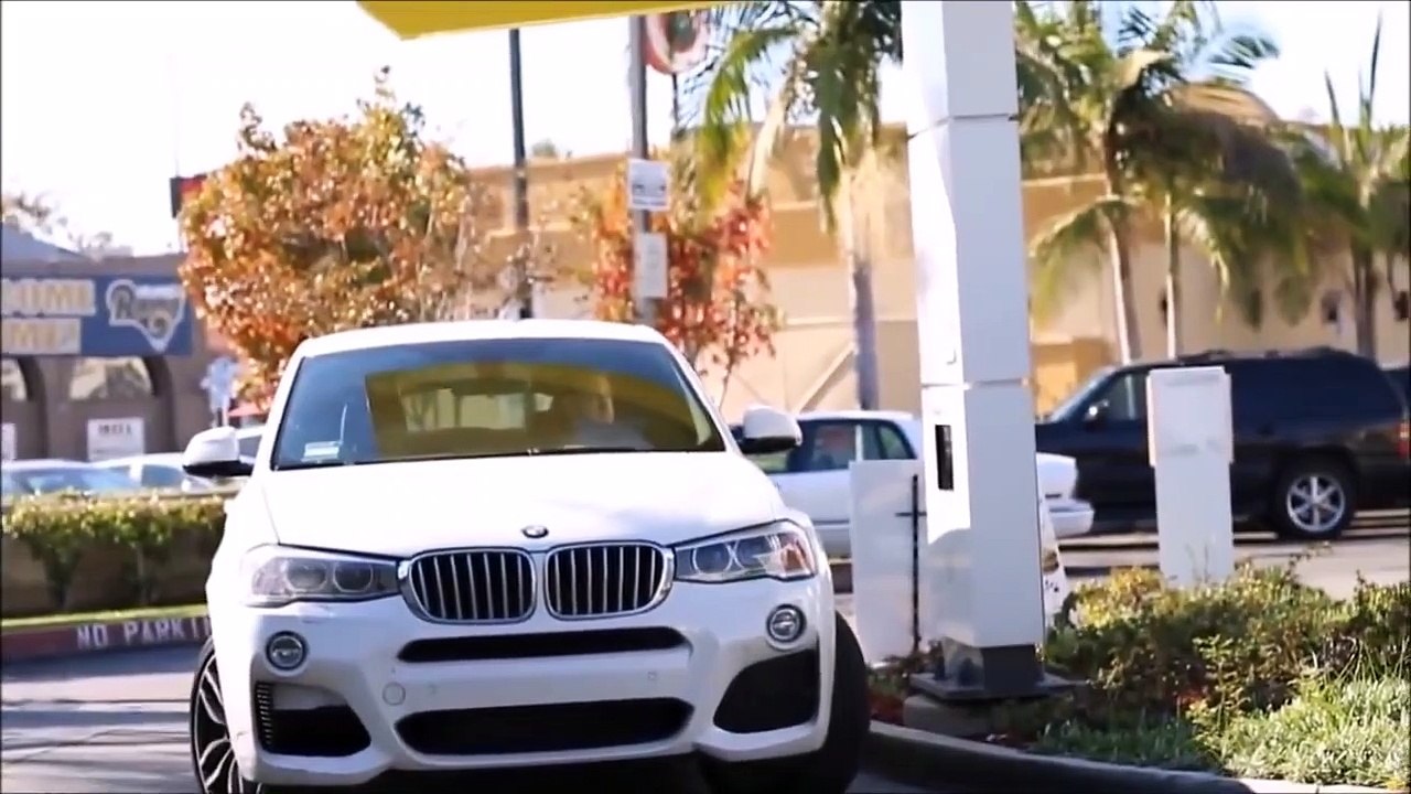 389. Kissing Prank - Fast Food Edition
