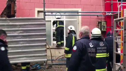 132 yıllık tarihi camide korkutan yangın