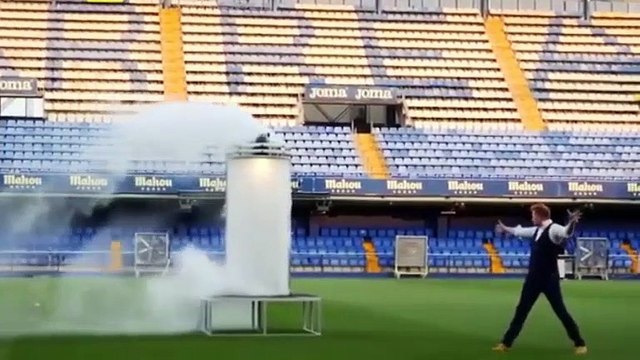 Futbol tarihinde görülmemiş tanıtım!