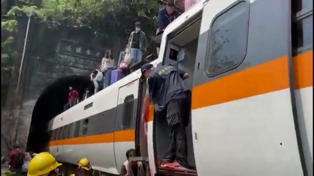 Taïwan : plusieurs dizaines de morts dans le déraillement d’un train bondé