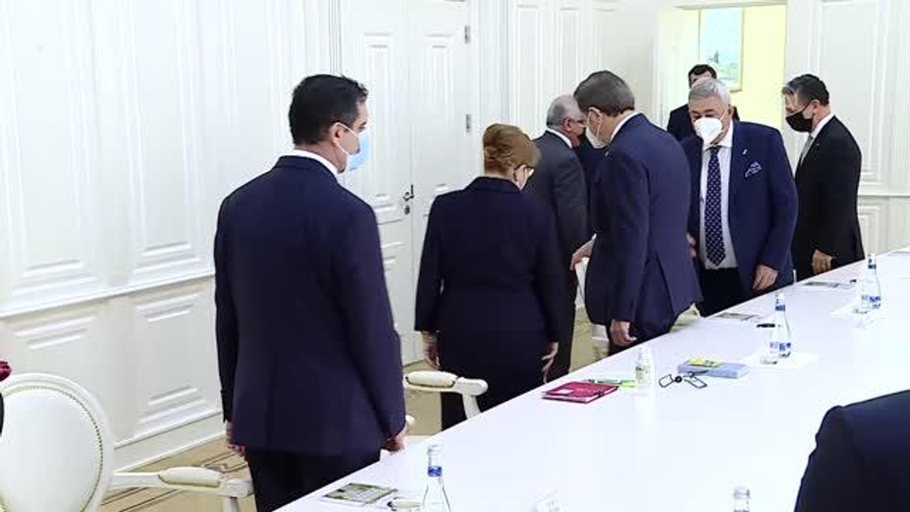 BAKÜ -Ticaret Bakanı Pekcan, Başbakan Asadov ile görüştü