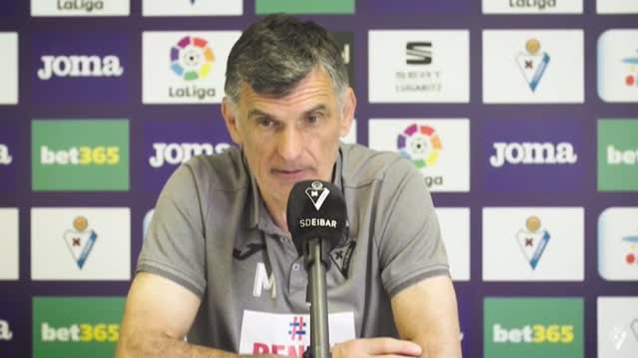 Mendilibar se deshace en elogios a Benzema: "Siempre me ha parecido uno de los mejores delanteros del mundo"