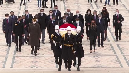 Anadolu Ajansı Yönetim Kurulu, Anıtkabir'i ziyaret etti